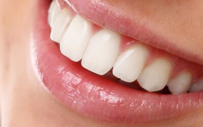 Why Don’t Whitening Toothpastes Actually Whiten Your Teeth?
